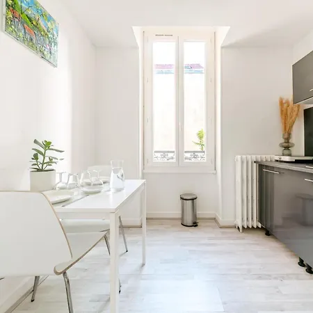 Appartement Vicheia - 2 *
